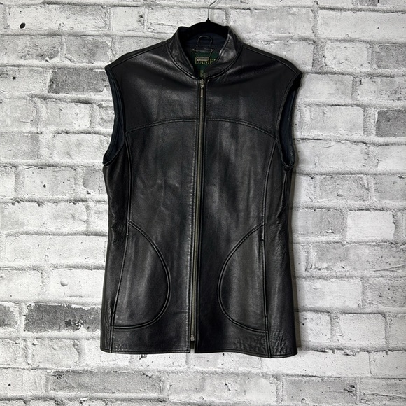 Danier Women's Sleeveless Black Leather Zippered Vest - Picture 2 of 9